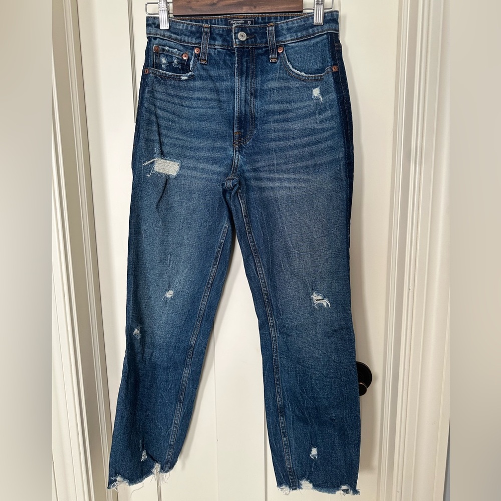 Abercrombie high rise ankle straight jeans